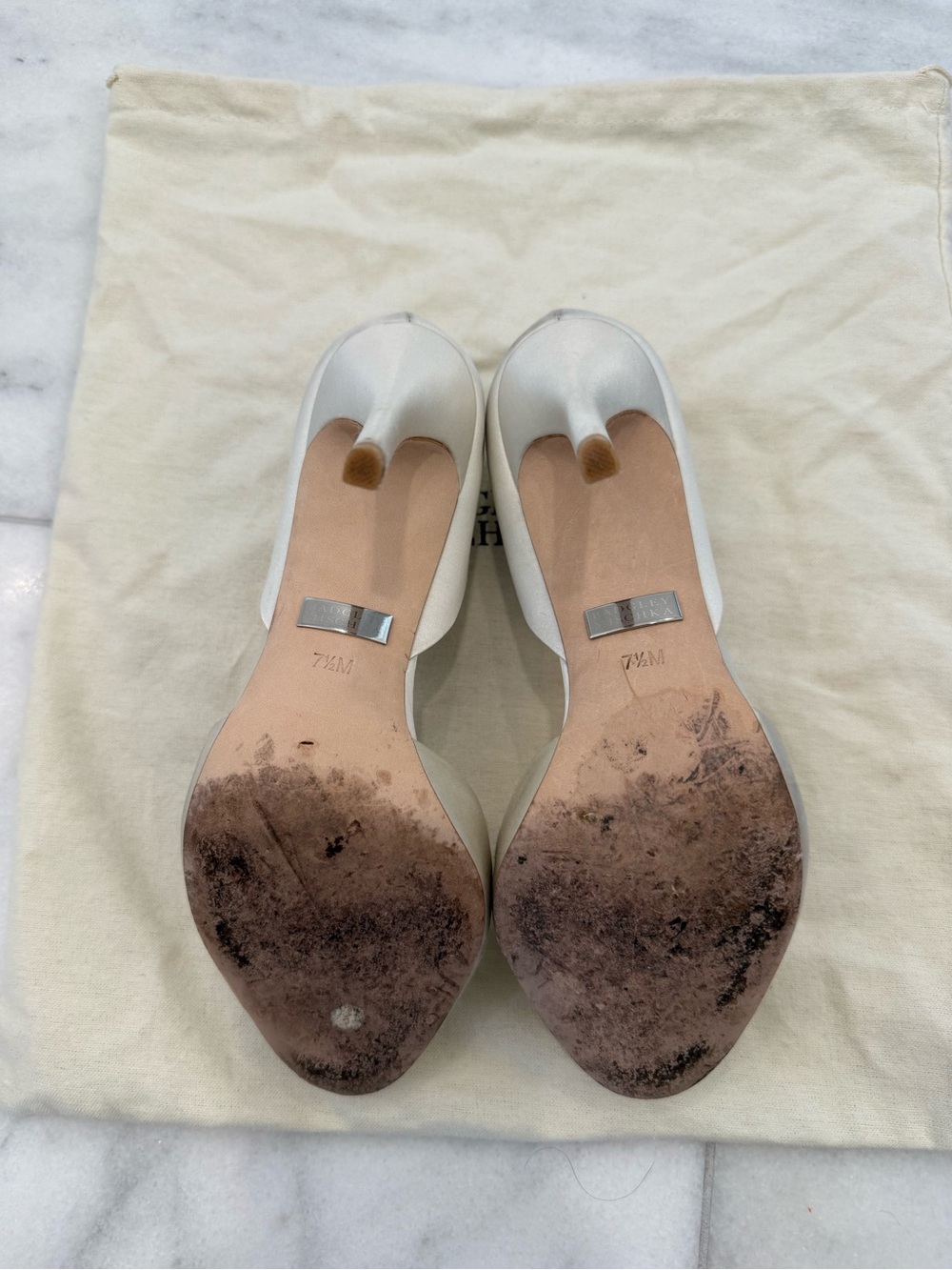Badgley Mischka Jazmin d’Orsay Pumps in ivory satin Size 7.5 - Picture 6 of 9